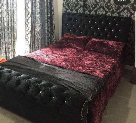Lavish Beds Parklane Stylish Sleigh Fabric Bed